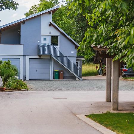 Blue Door - Studio Leilighet Lesce  Eksteriør bilde